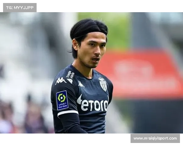 摩纳哥官方宣布南野拓实左膝十字韧带断裂，重伤退场